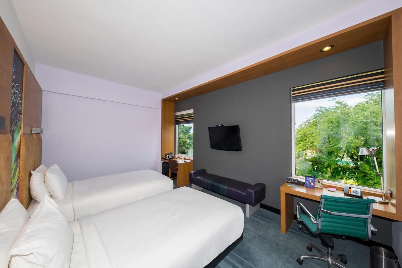Aloft Chennai Omr It Expressway Hotel Exterior photo