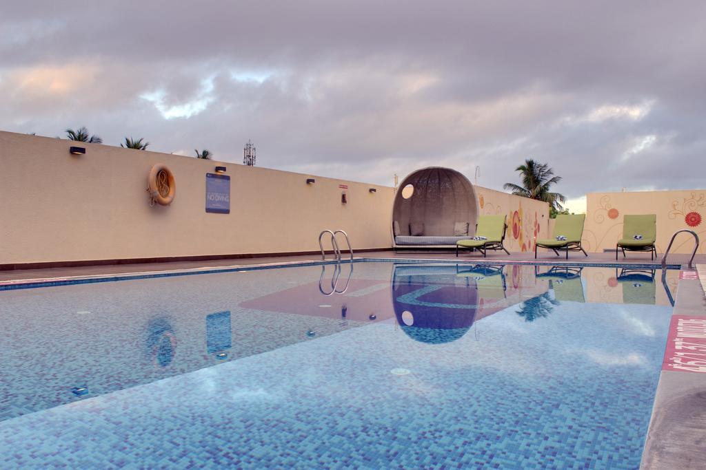 Aloft Chennai Omr It Expressway Hotel Exterior photo