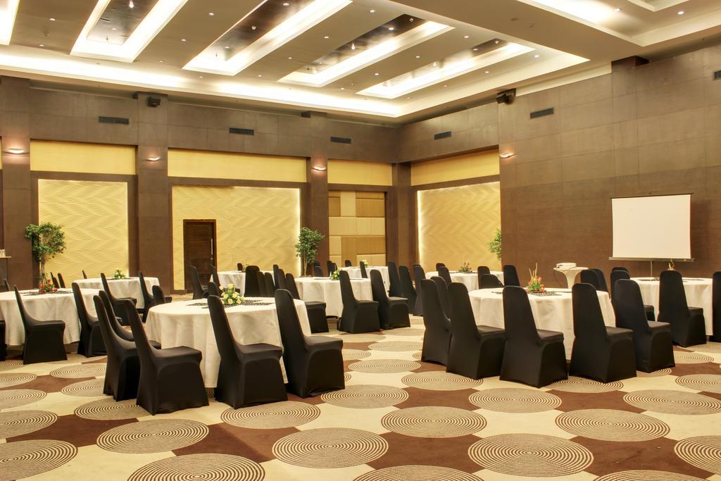 Aloft Chennai Omr It Expressway Hotel Exterior photo